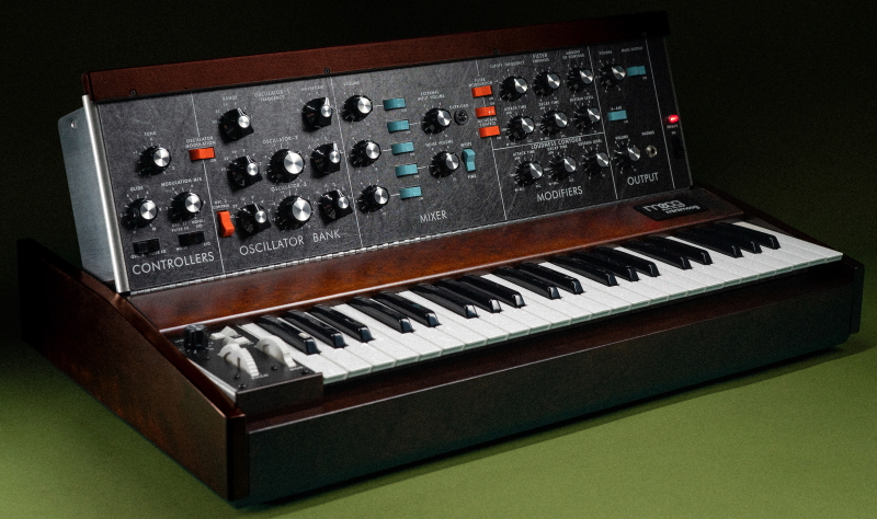 Moog Minimoog Model D small