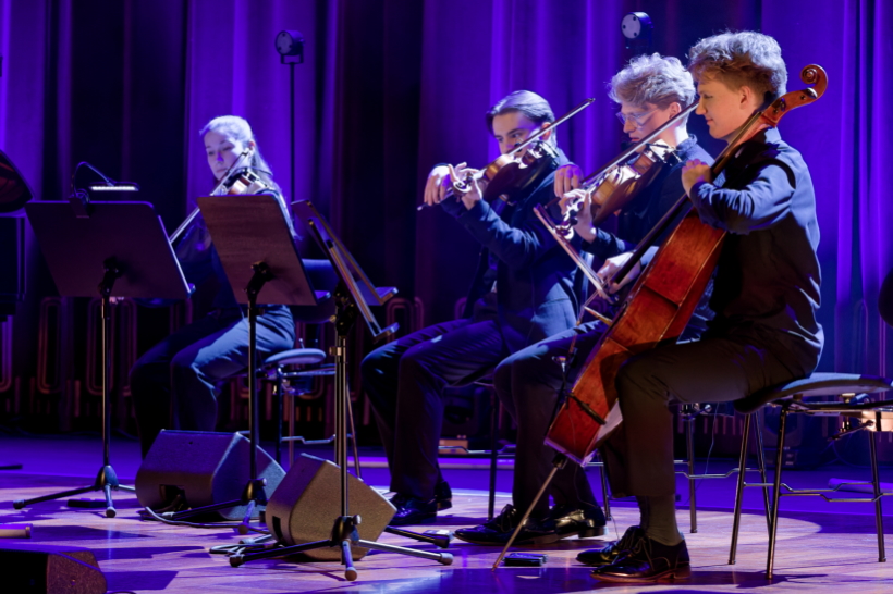 Sennheiser Philippson 02